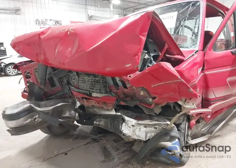 1992 Ford F150 from USA, damaged, VIN 1FTEF15N6NPA18452